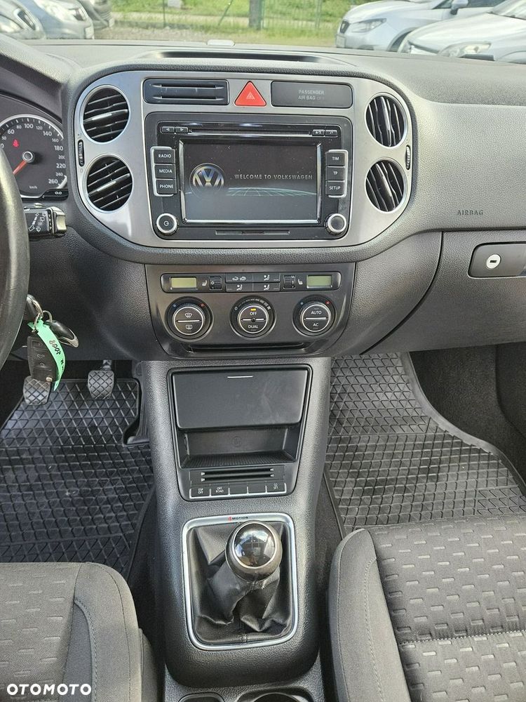 Volkswagen Tiguan - 17