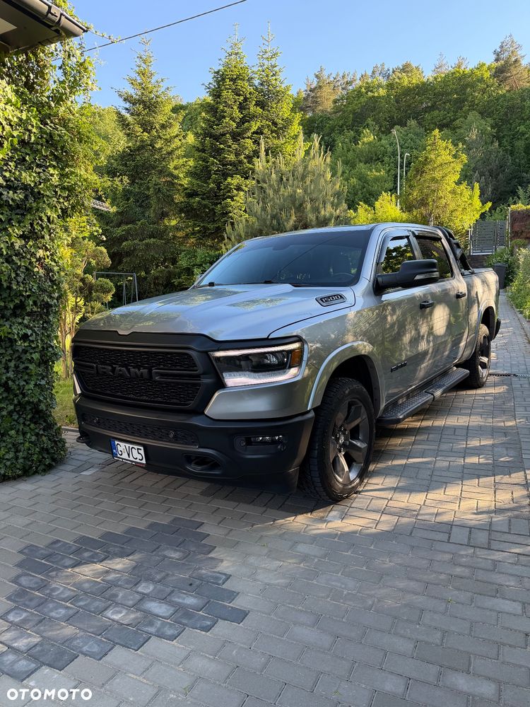 Dodge RAM - 1