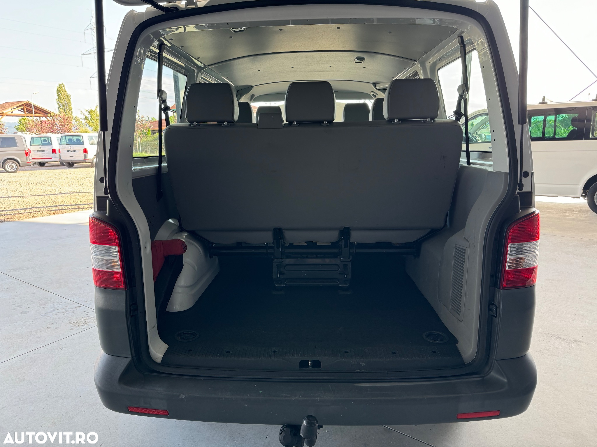 Volkswagen Transporter - 18