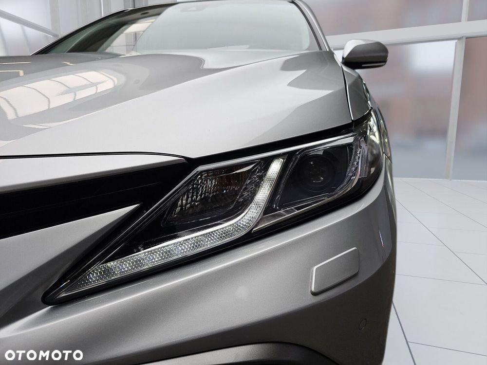 Toyota Camry 2.5 Hybrid Prestige CVT - 29