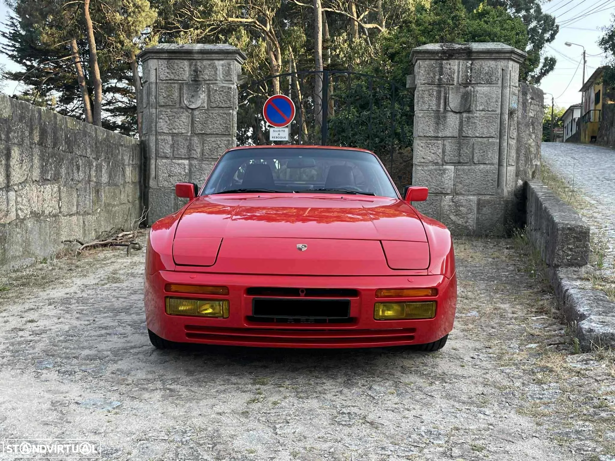 Porsche 944 Turbo - 2