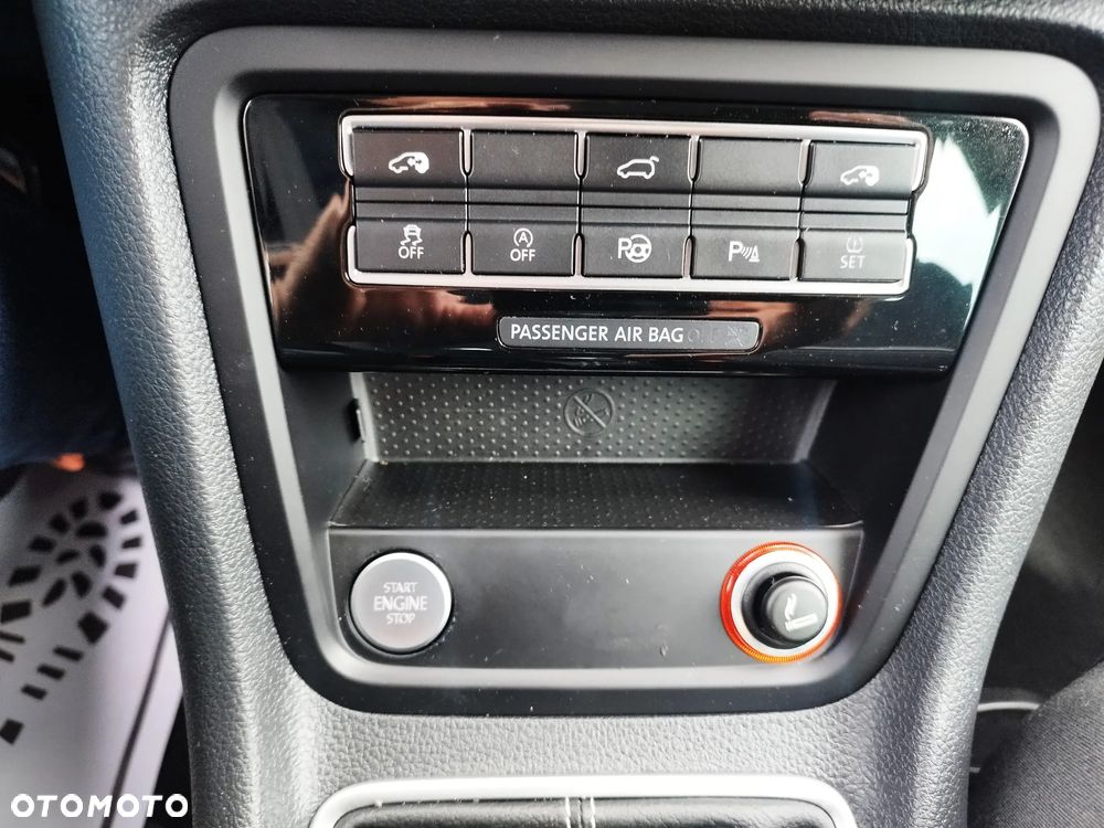 Volkswagen Sharan 1.4 TSI Blue Motion Style - 36