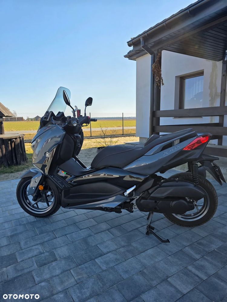 Yamaha X-max - 7