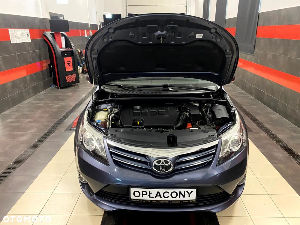 Toyota Avensis Touring Sports 1.8 Executive - 22