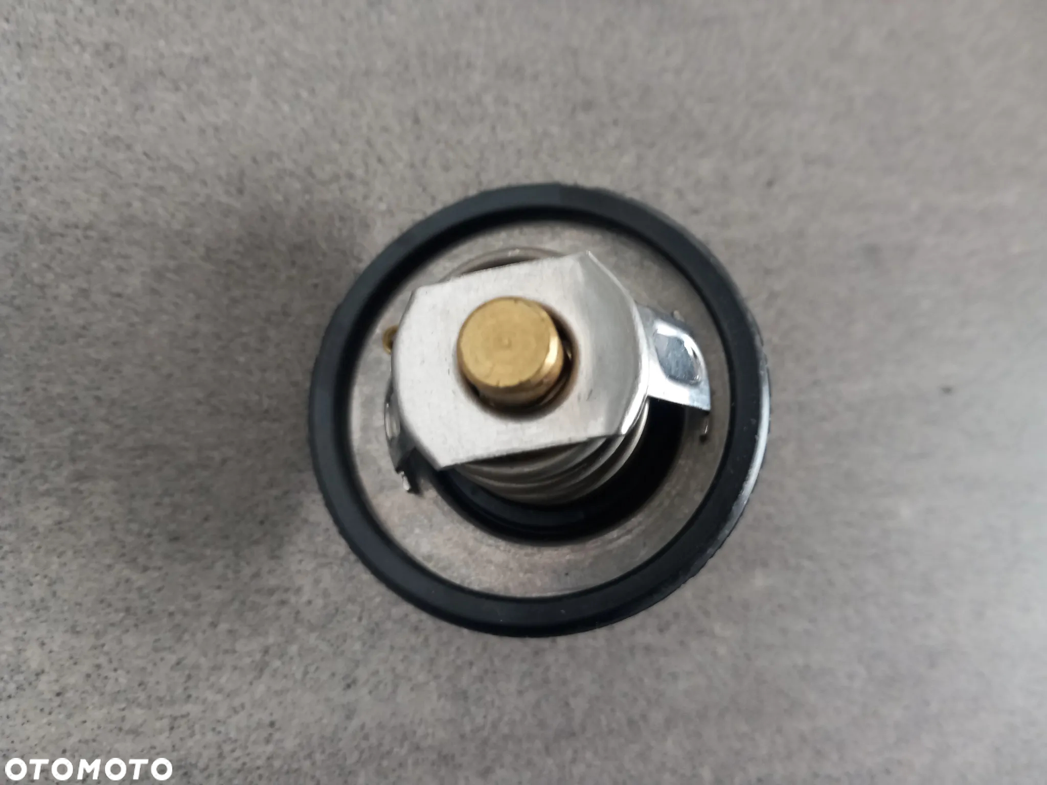 Termostat Ford 1.4, 1.6 DOHZ ZETEC Motorcraft 1306001 - 4