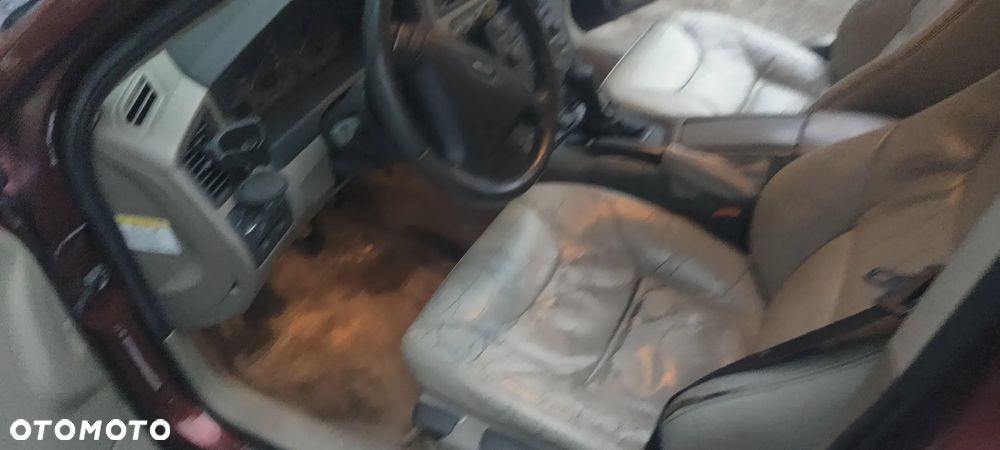 Volvo S60 2.4 D5 - 8