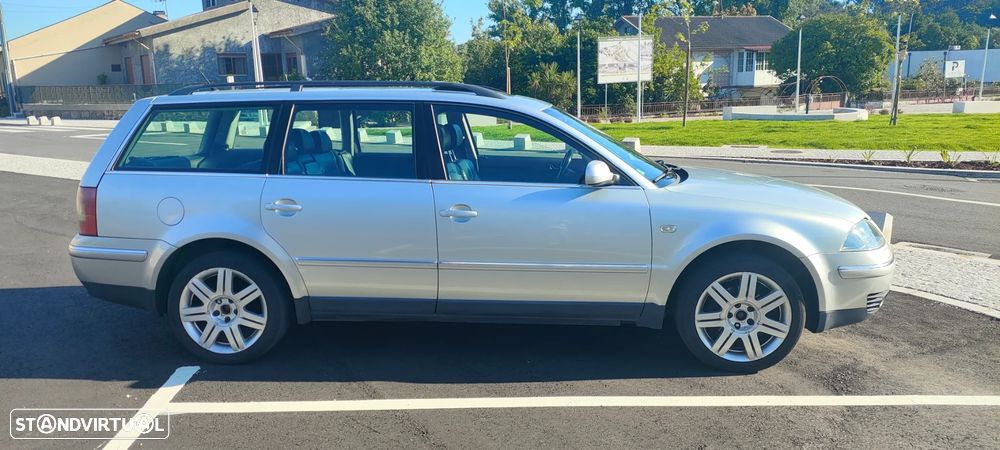 VW Passat Variant 1.9 TDi Highline - 4