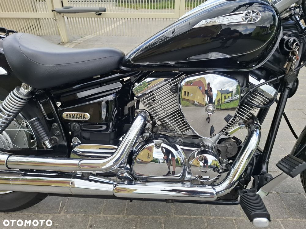 Yamaha XVS - 6