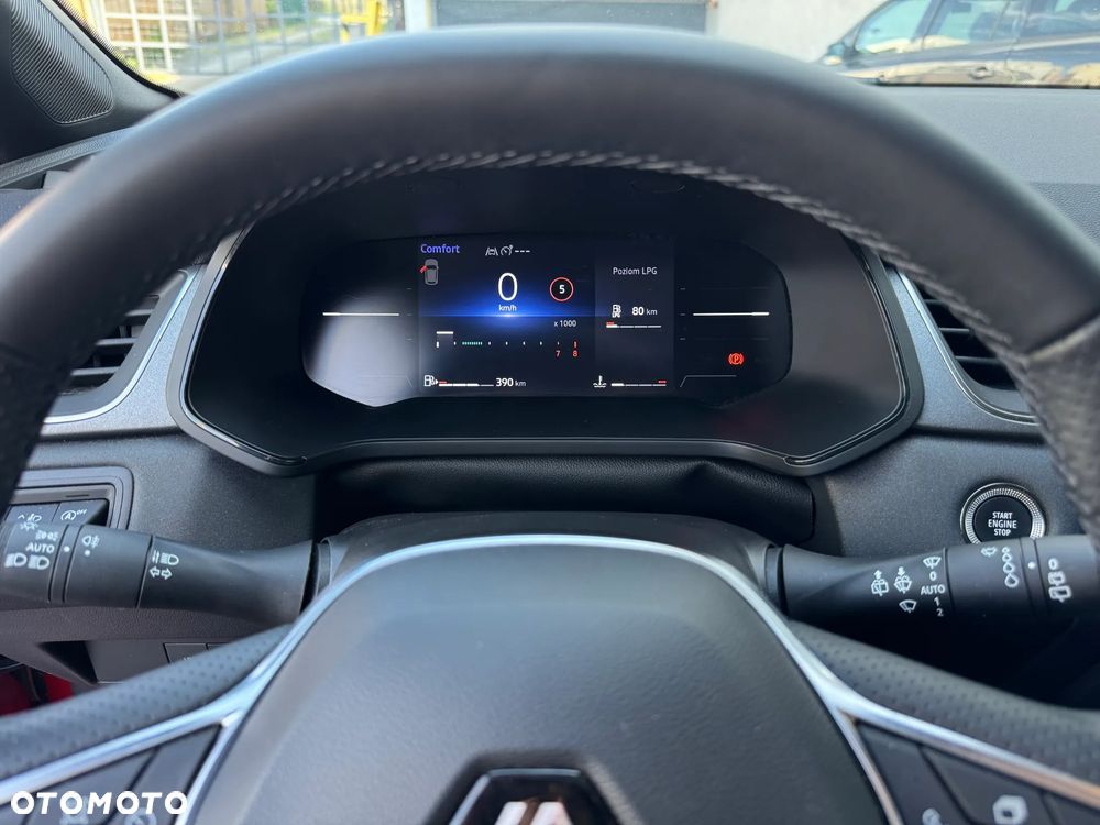 Renault Captur - 12