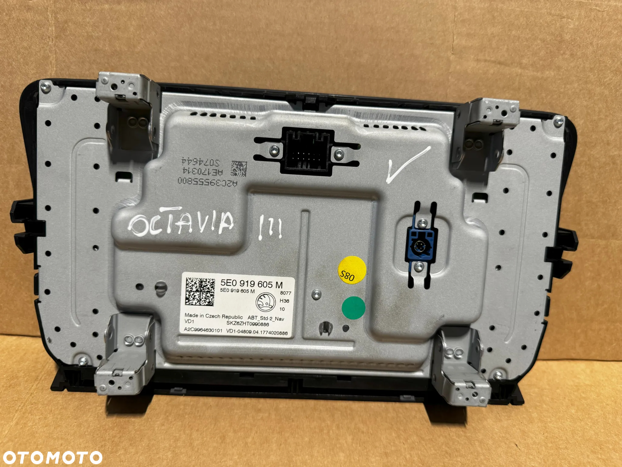 Wyświetlacz LCD ekran nawigacji Octavia III 5E0919605M - 4