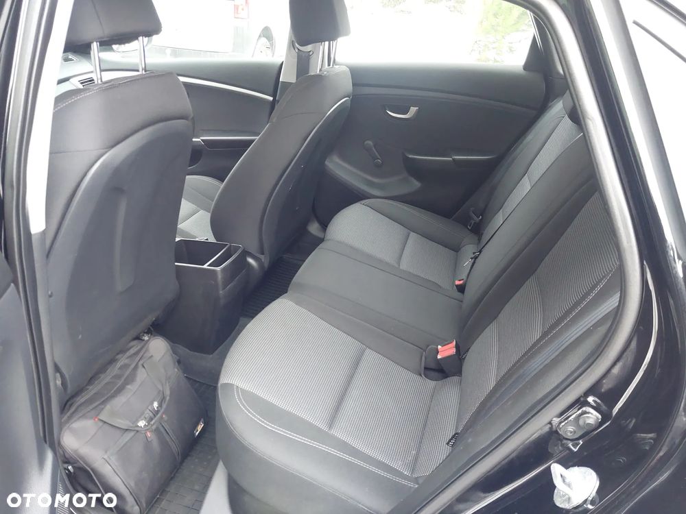 Hyundai i30 1.4 CRDi Comfort - 6