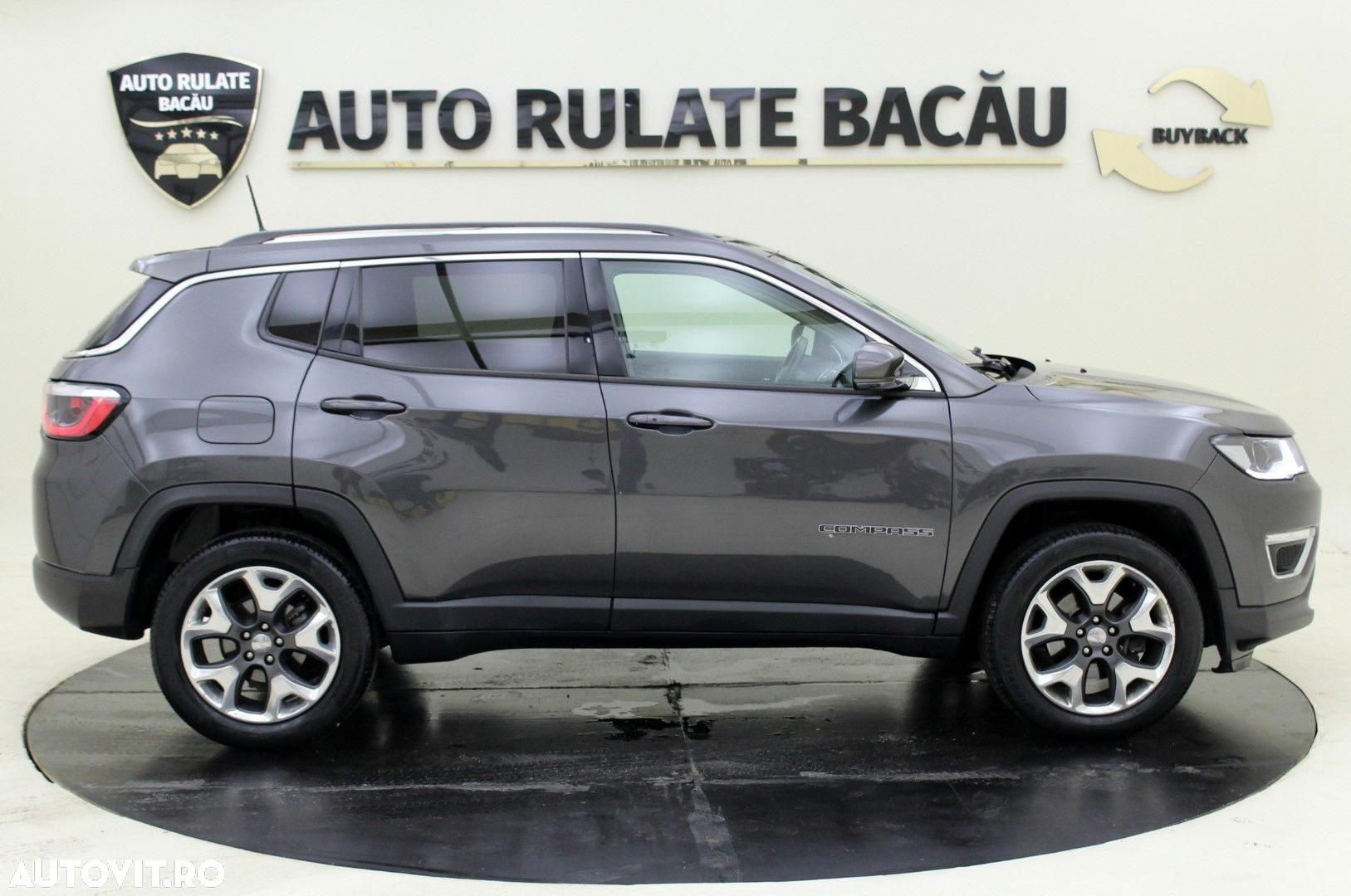 Jeep Compass - 4