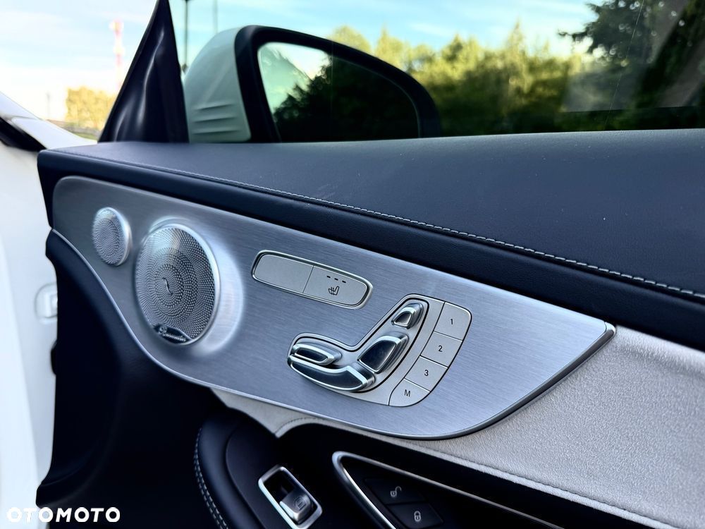 Mercedes-Benz Klasa C AMG 63 S - 16