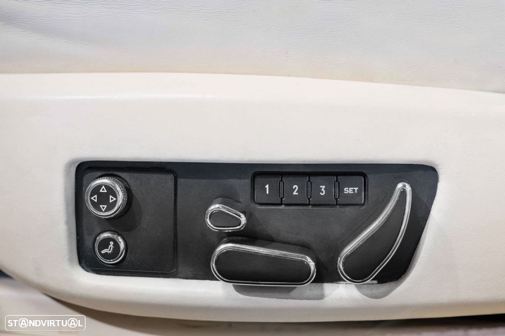 Bentley Continental GT - 23