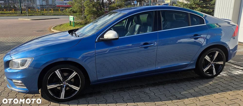 Volvo S60 D4 Drive-E R-Design Momentum - 1