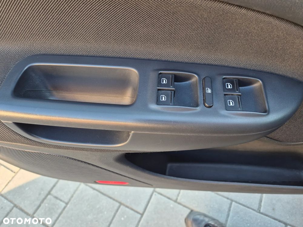 Skoda Octavia 1.6 - 27