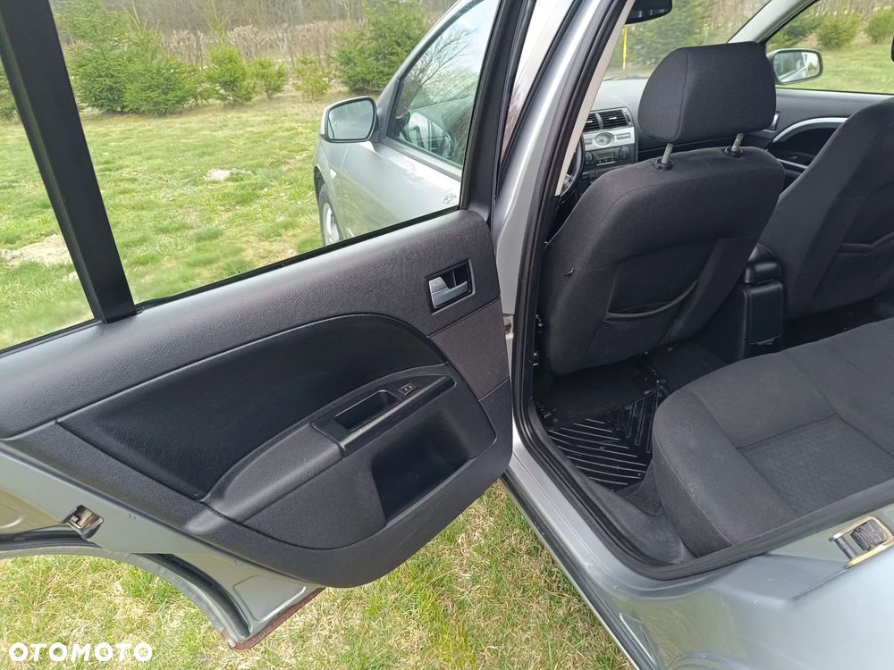 Ford Mondeo Turnier 2.0 TDCi Titanium - 6