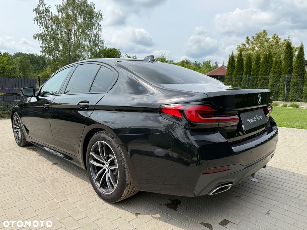 BMW Seria 5 520d M Sport sport - 9