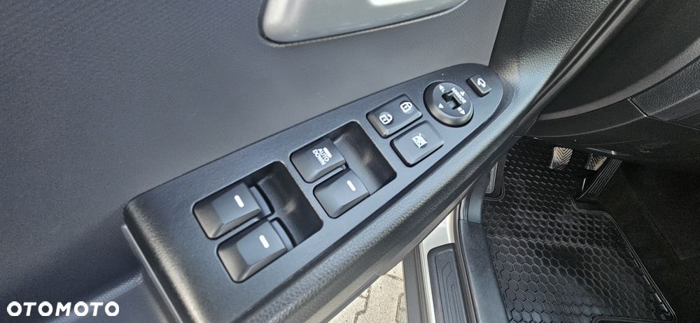 Kia Sportage 1.6 GDI L 2WD - 28