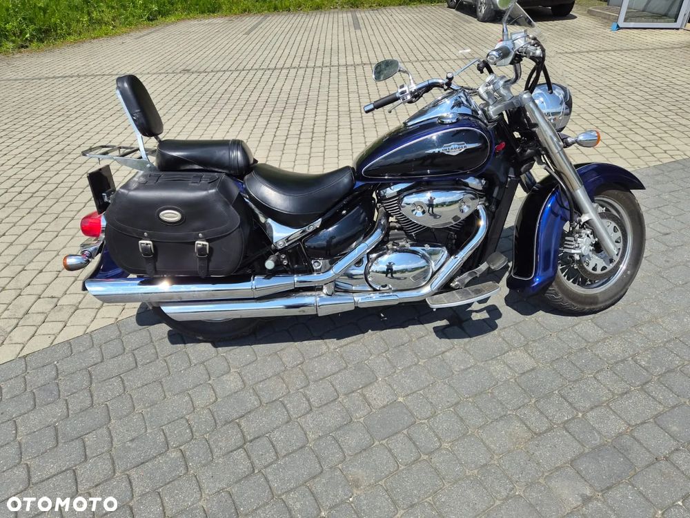 Suzuki VL 800 Volusia - 2