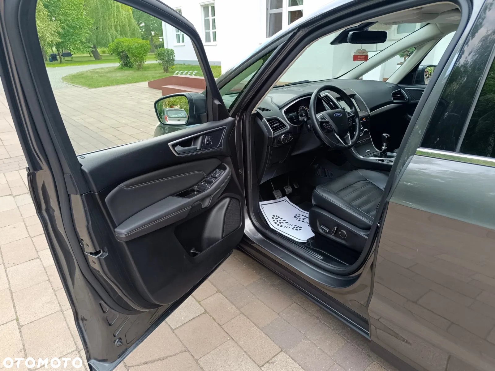 Ford Galaxy 2.0 TDCi Titanium - 18