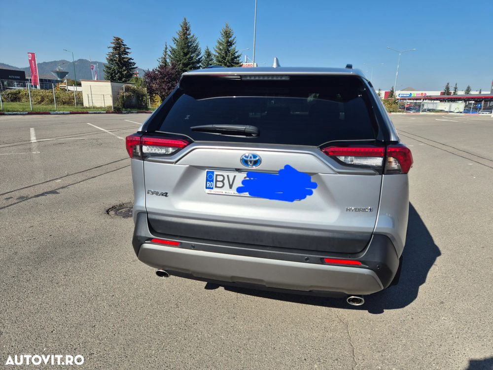 Toyota RAV4 - 7