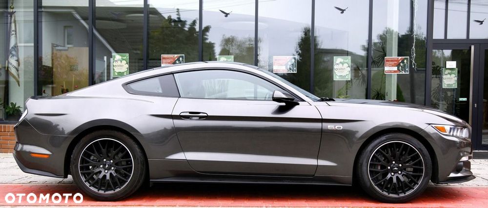 Ford Mustang - 23
