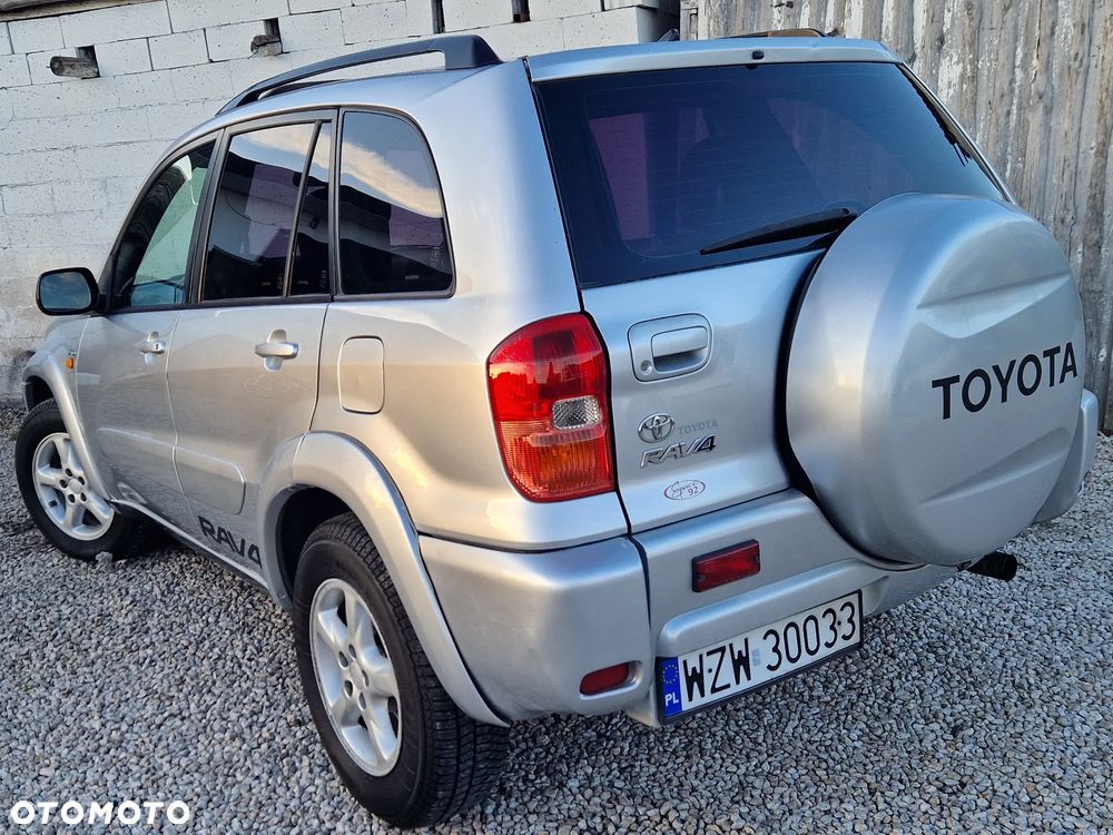 Toyota RAV4 2.0 D-4D 4x4 - 3