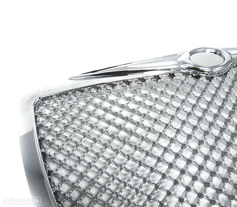 GRELHA CHRYSLER 300C 04-11 LOOK BENTLEY CROMADO - 3