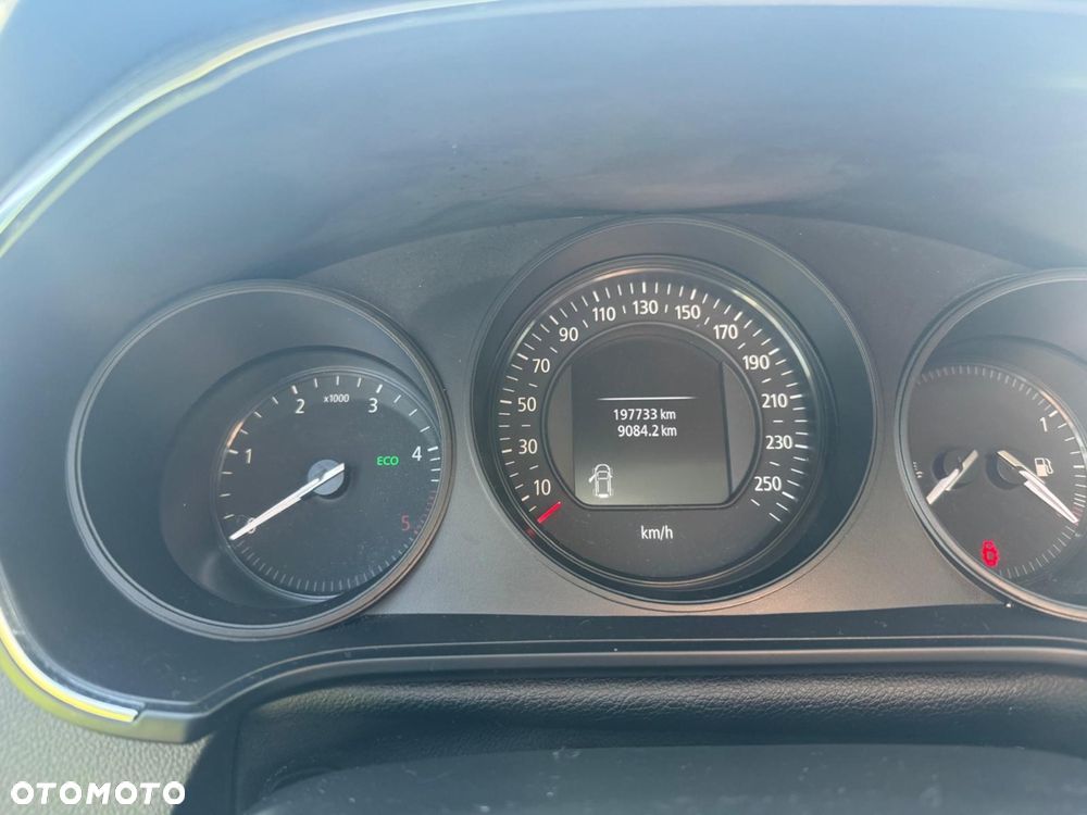 Renault Megane 1.5 Blue dCi Zen - 11