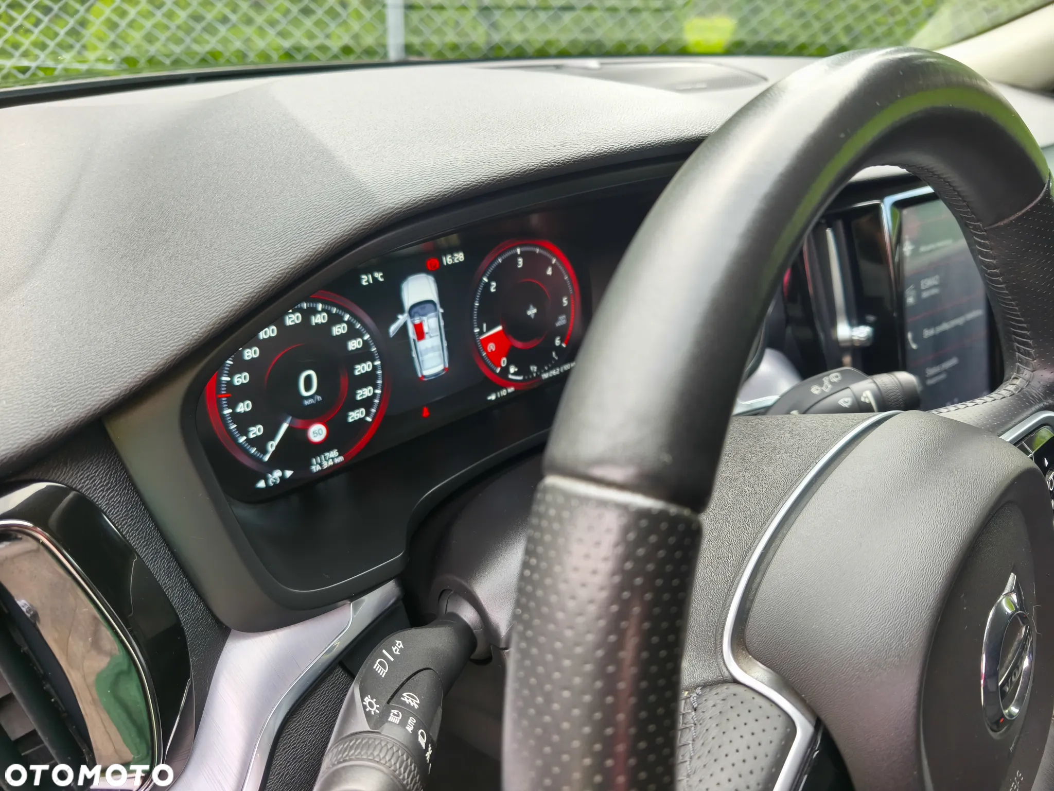 Volvo V60 D3 Drive-E R-Design Momentum - 23