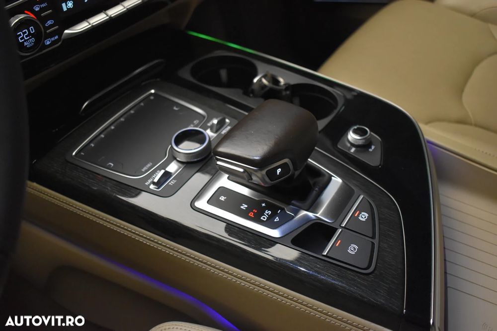 Audi Q7 3.0 TDI Quattro Tiptronic - 24