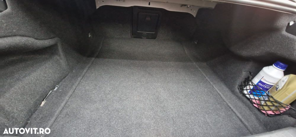 Volvo S90 T6 AWD Geartronic Momentum - 40