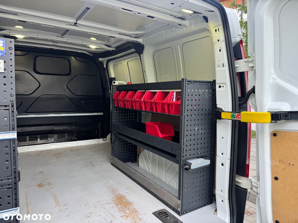 Ford Transit custom - 36