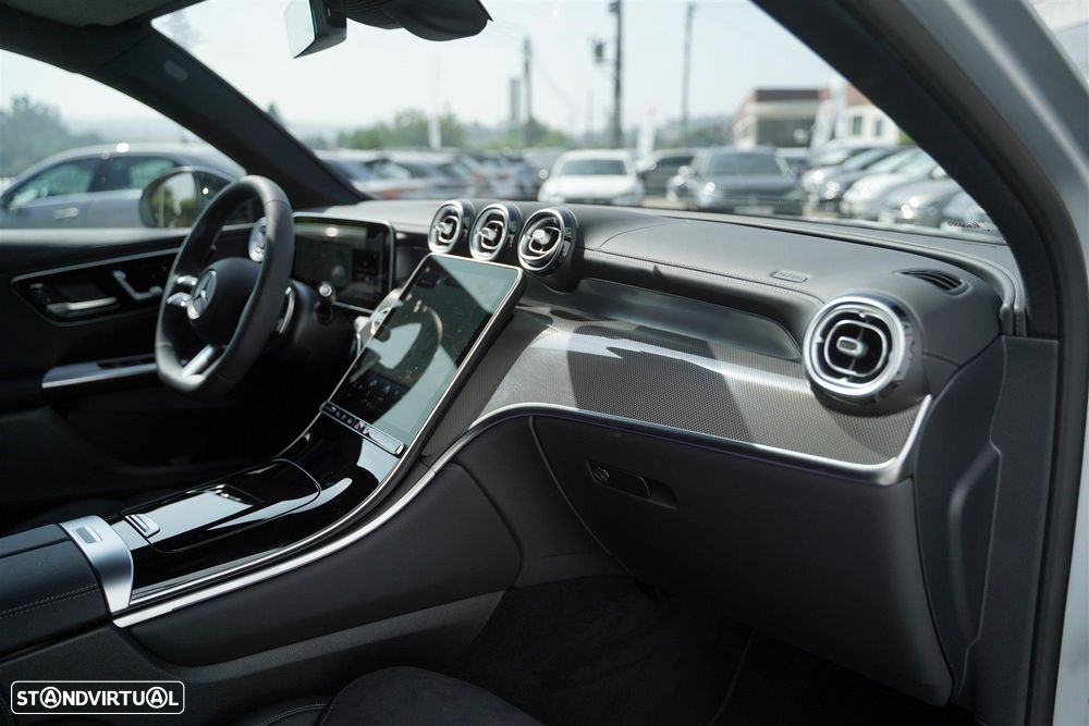 Mercedes-Benz GLC 300 e Coupe 4Matic - 37