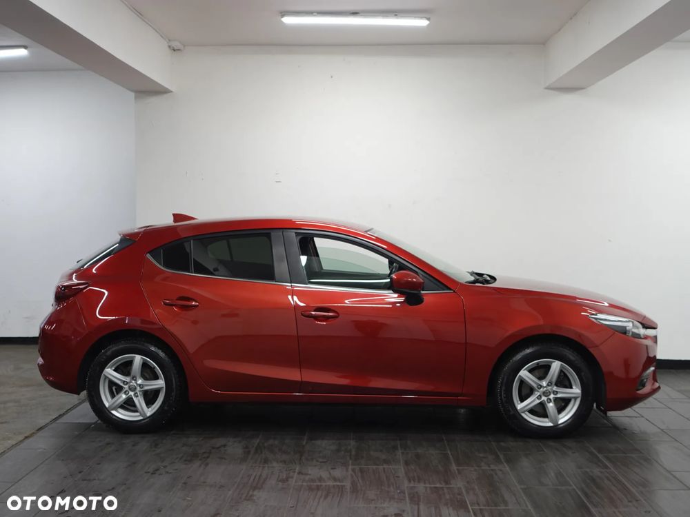Mazda 3 - 8