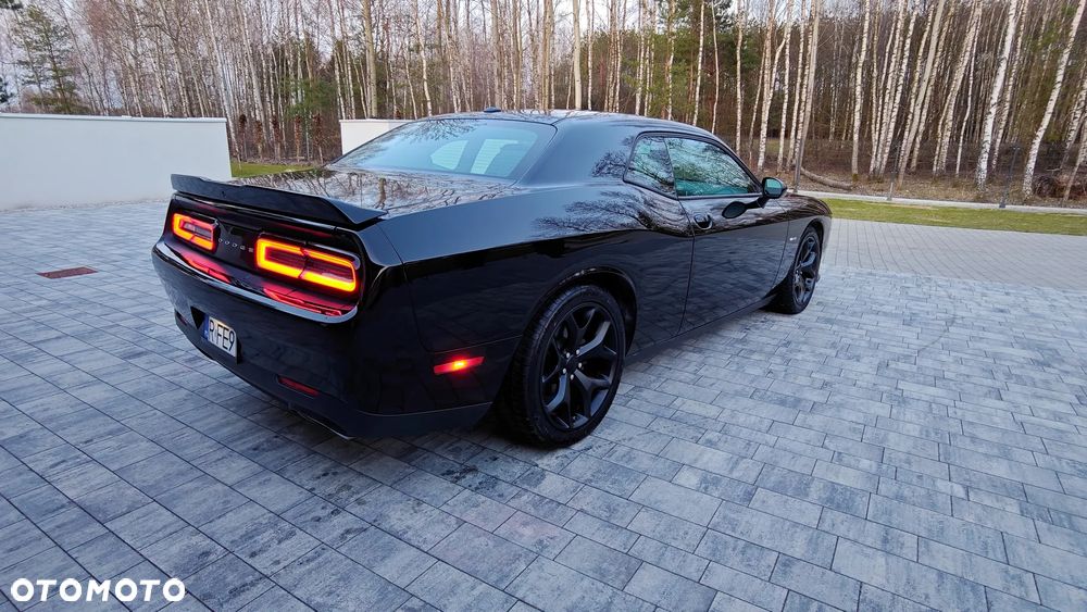 Dodge Challenger 5.7 R/T - 3