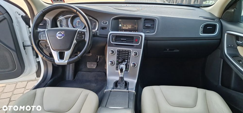 Volvo S60 - 23