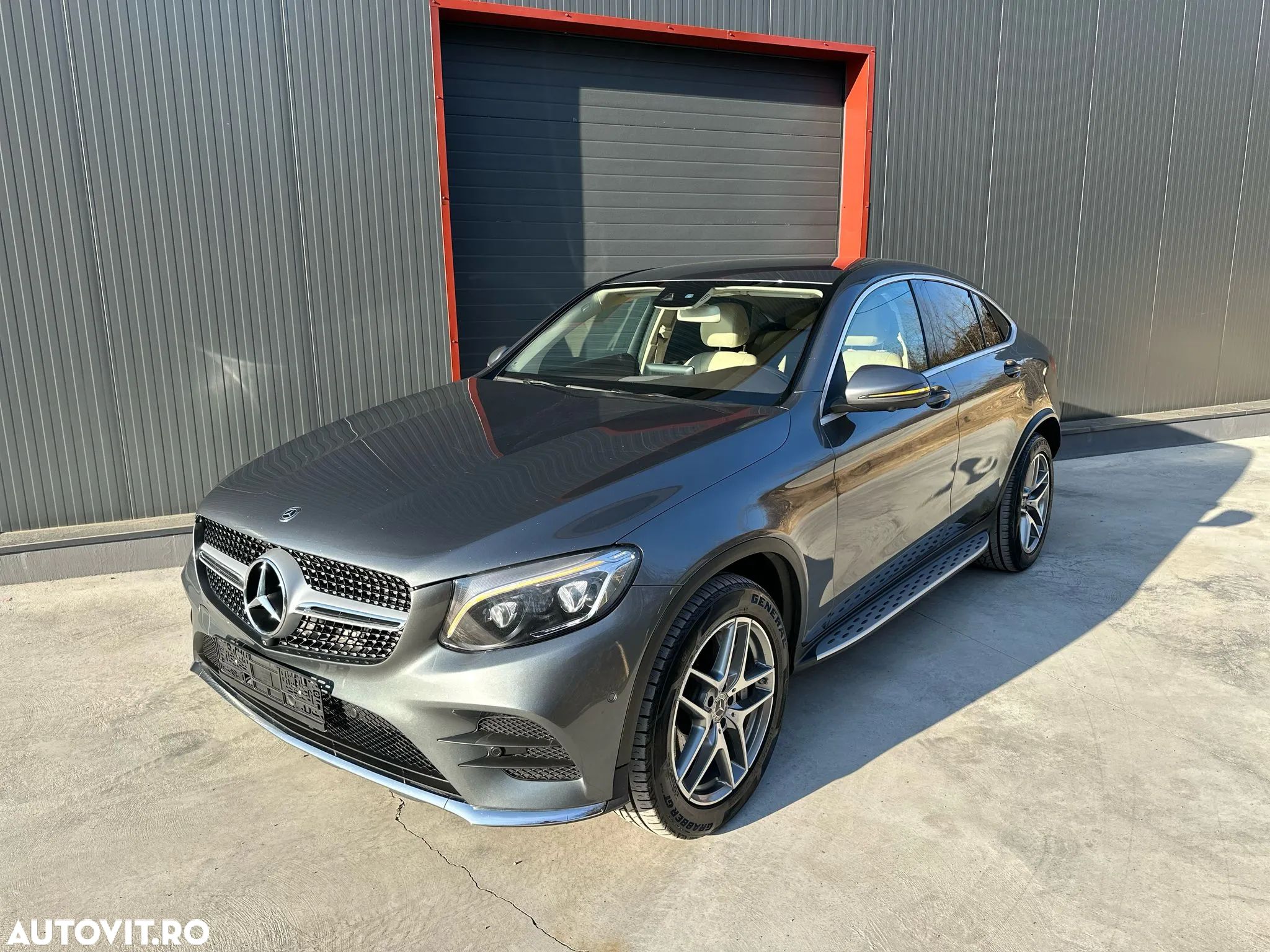 Mercedes-Benz GLC Coupe 250 d 4Matic 9G-TRONIC AMG Line - 1