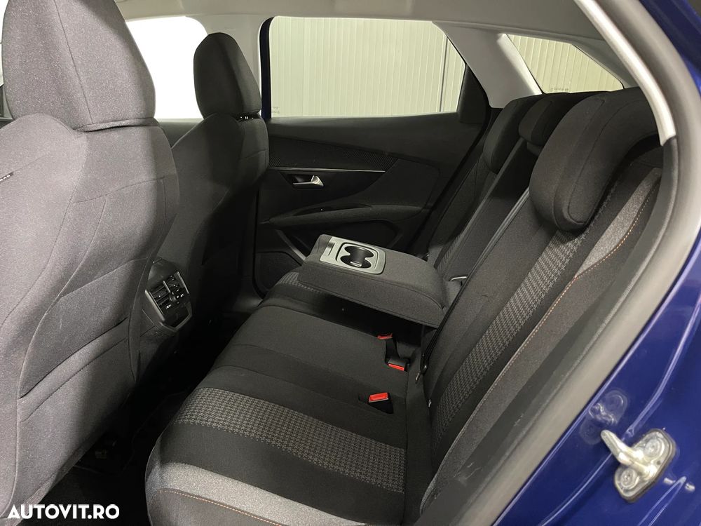 Peugeot 3008 PureTech 130 Stop & Start GPF EAT8 Active Business-Paket - 12