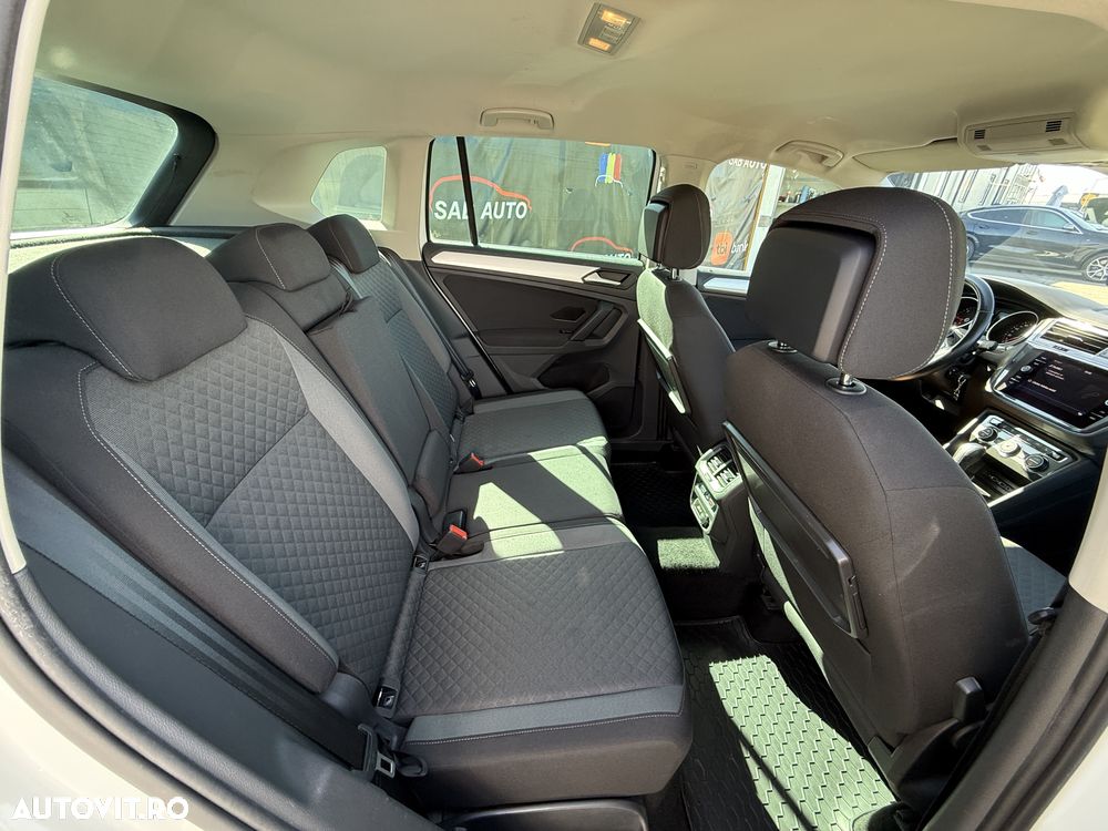 Volkswagen Tiguan 2.0 TDI 4Mot DSG Trendline - 9