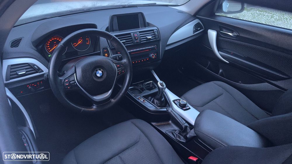 BMW 116 d EfficientDynamics Edition Sport Line - 17