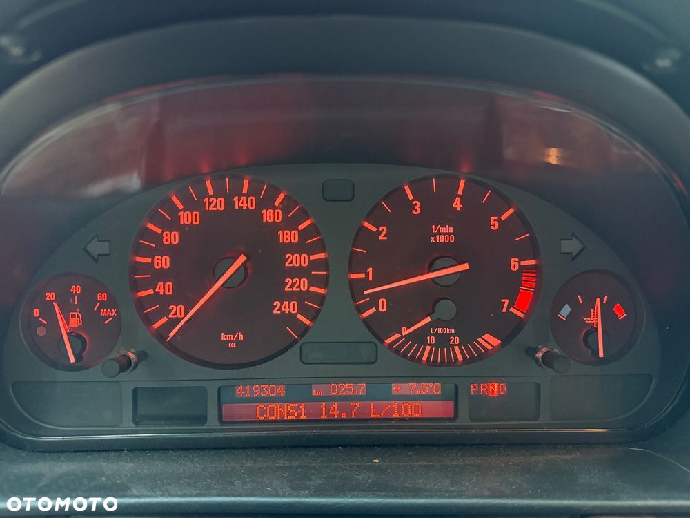 BMW Seria 7 728i L - 15