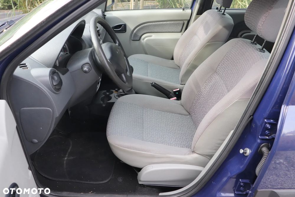 Dacia Logan - 4
