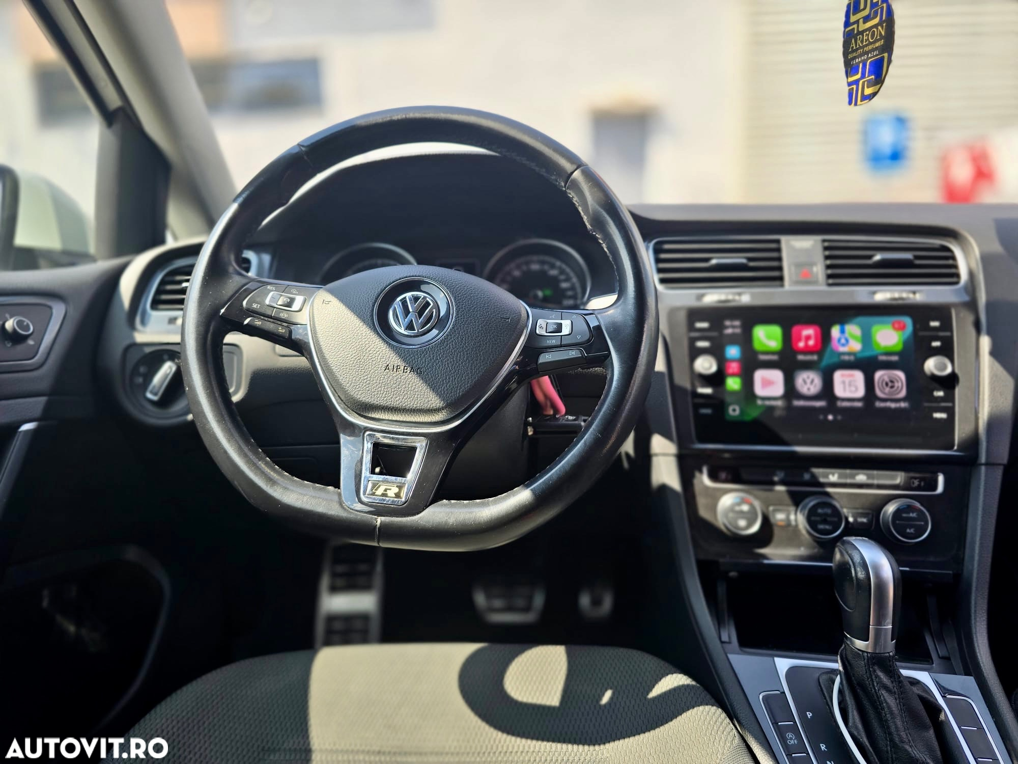 Volkswagen Golf 1.6 TDI DSG Highline - 8