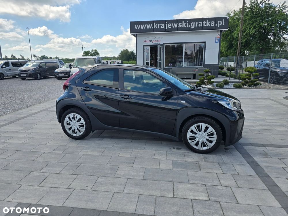 Toyota Aygo X 1.0 VVT-i Comfort CVT - 2