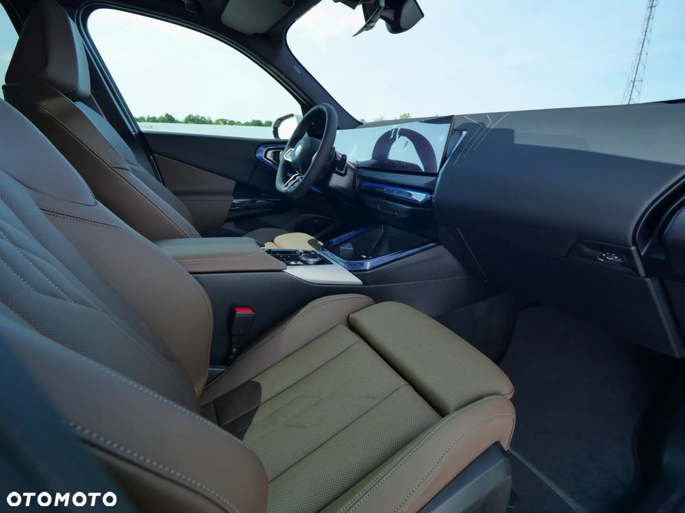 BMW X3 xDrive20d mHEV - 38