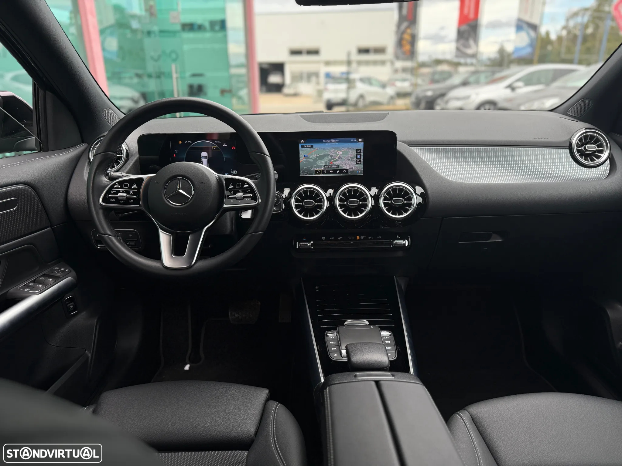 Mercedes-Benz GLA 180 7G-DCT Progressive - 27