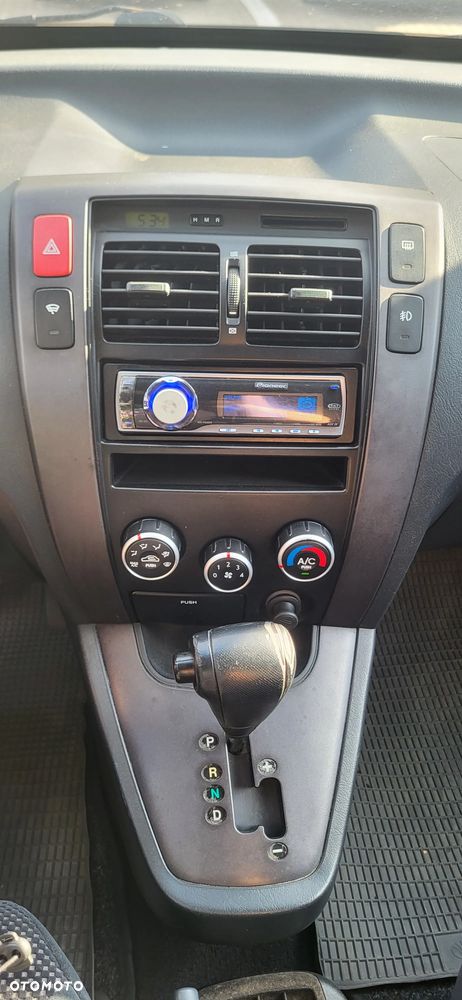 Hyundai Tucson 2.0 CRDi VGT 2WD Automatik GLS - 9