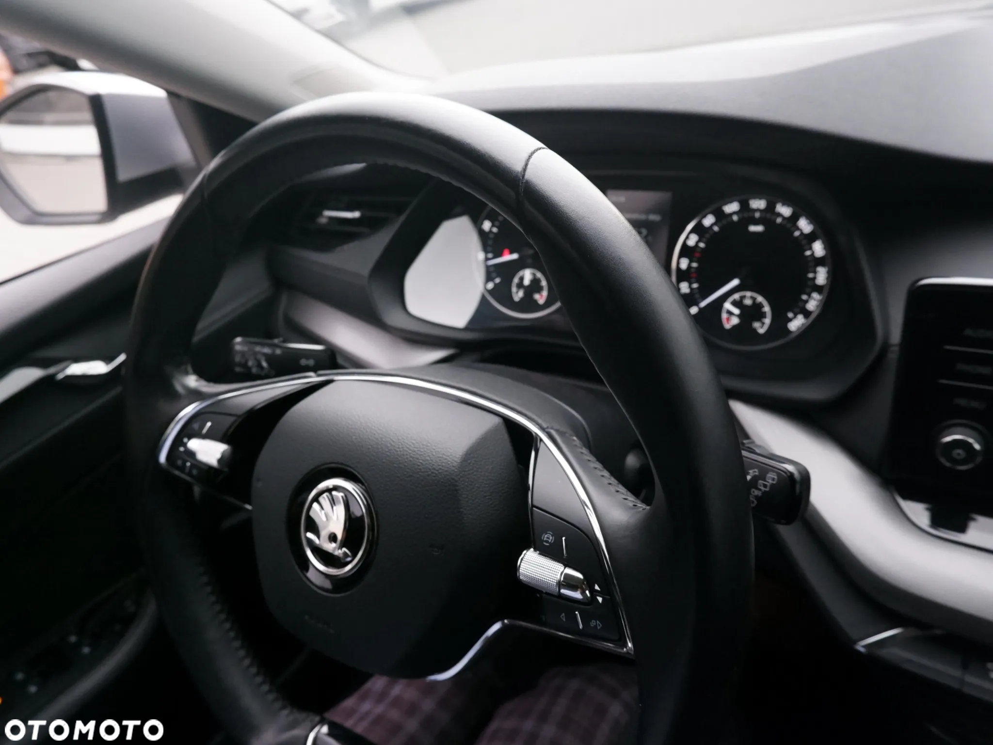Skoda Octavia 1.5 TSI ACT Ambition - 11